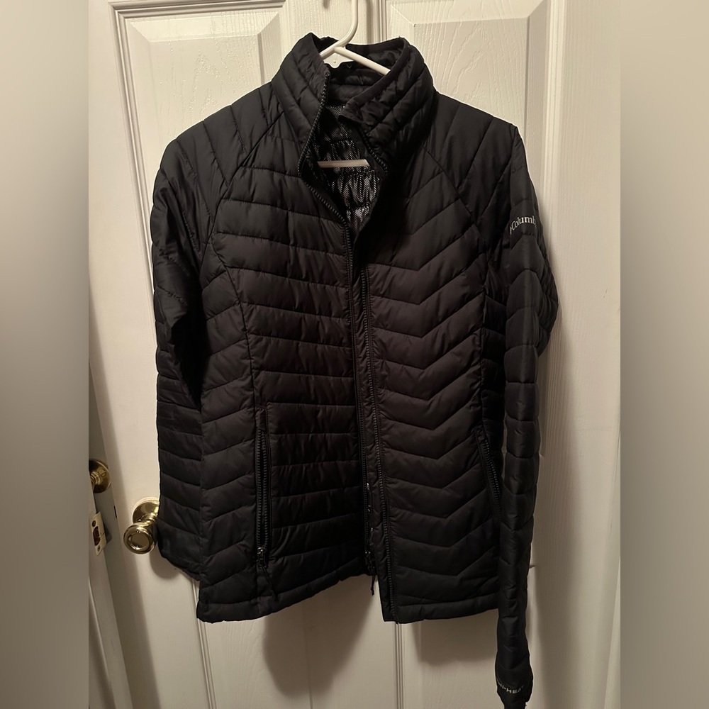 Columbia Omniheat packable jacket- black- size Small- great used condition.